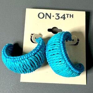 NWT Blue Beaded Earrings